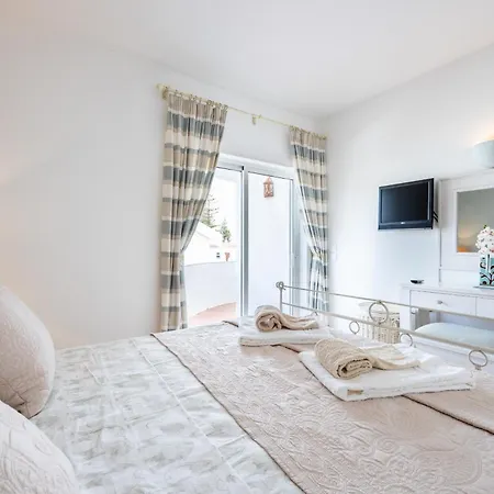 Appartamento Coolhouses Algarve, Luz, 1 Bed Flat, Floor, A Stone's Throw To The Beach, Casa Isabell